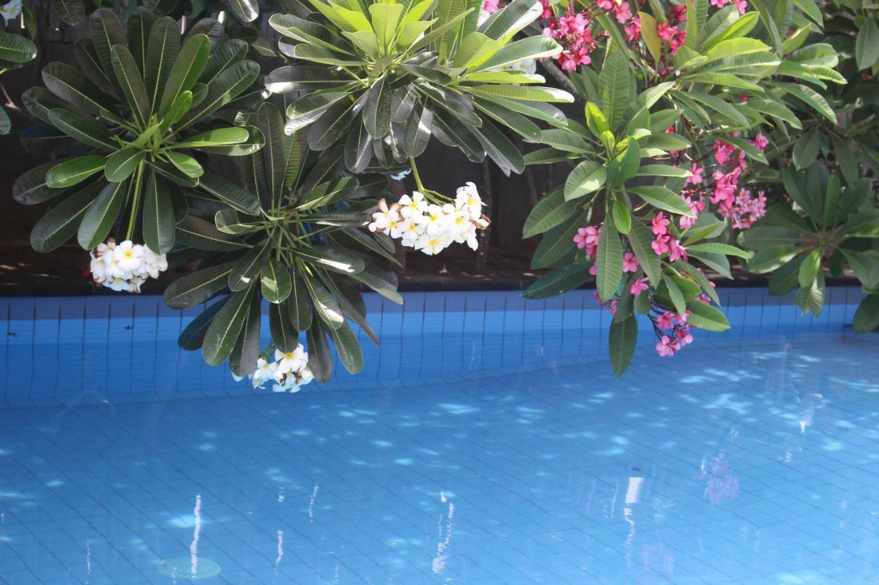 Indigo Bungalows Gili Trawangan Buitenkant foto
